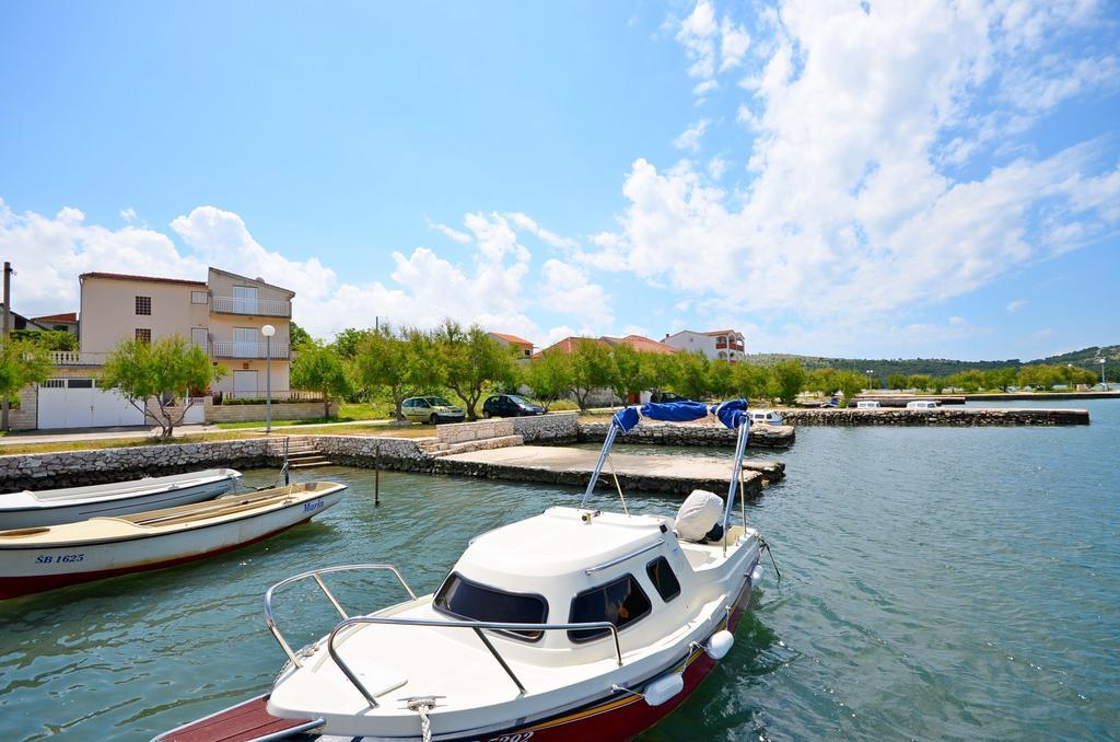 Jadrtovac Apartments Vila Punta מראה חיצוני תמונה