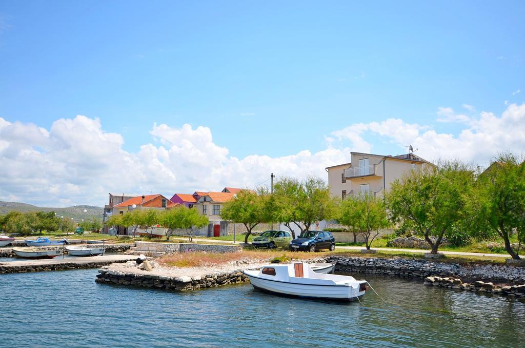 Jadrtovac Apartments Vila Punta מראה חיצוני תמונה